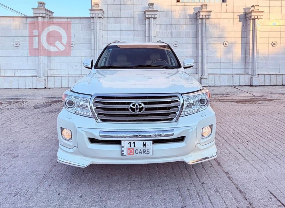 تويوتا لاندكروزر